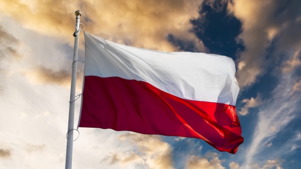 flaga rzeczypospolitej polskiej2